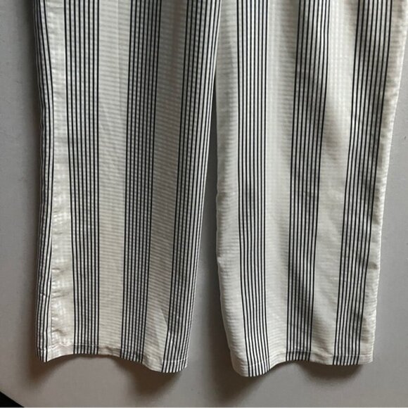 Adelyn Rae Vidette Pin Striped Jumpsuit Sz XS - Picture 8 of 16